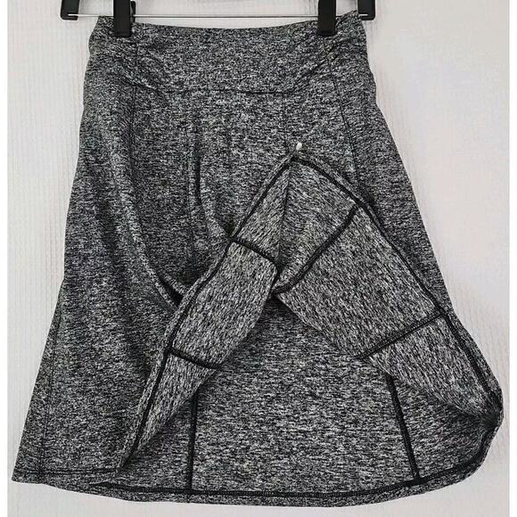 Athleta ~Woman Size XXS~ Charcoal Gray Pull On Flare Skirt Stretch. - Picture 3 of 9